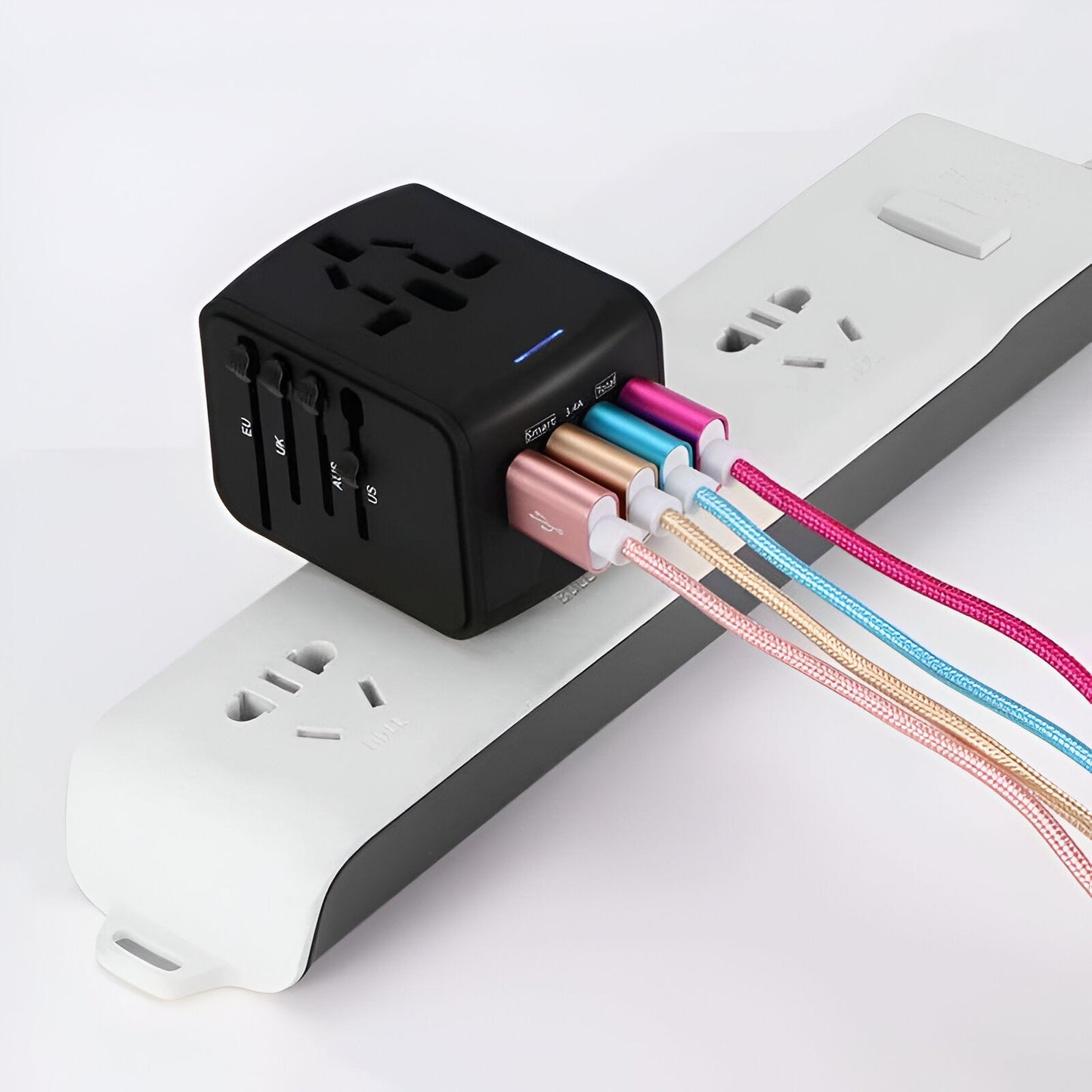Universele Reisadapter – Wereldstekker met USB & USB-C voor 150+ Landen