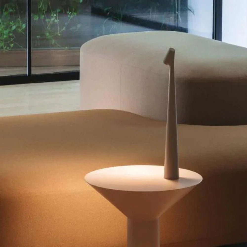 Zuri | minimalistische LED tafellamp